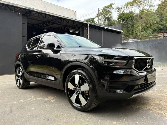 VOLVO XC40 2.0 T4 GASOLINA MOMENTUM GEARTRONIC